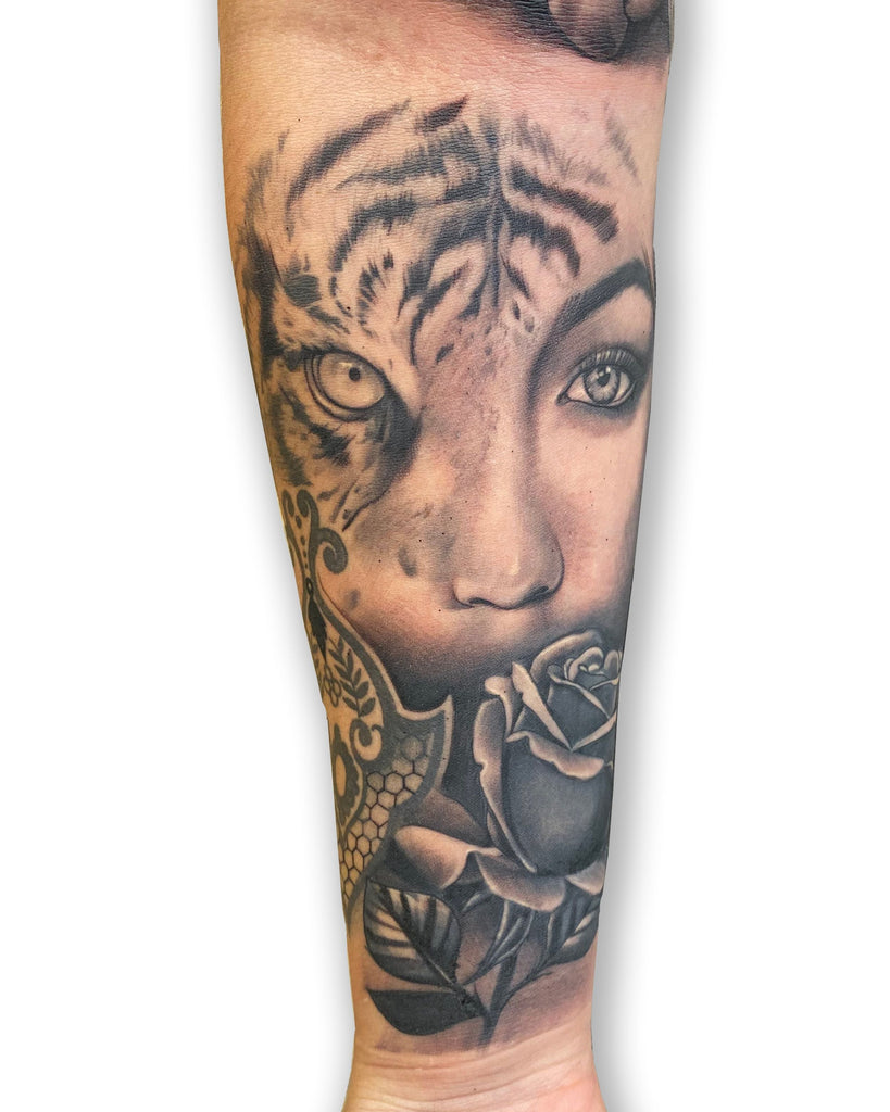 Tattoo Repairs and Cover ups by Starlight Tattoo Studio